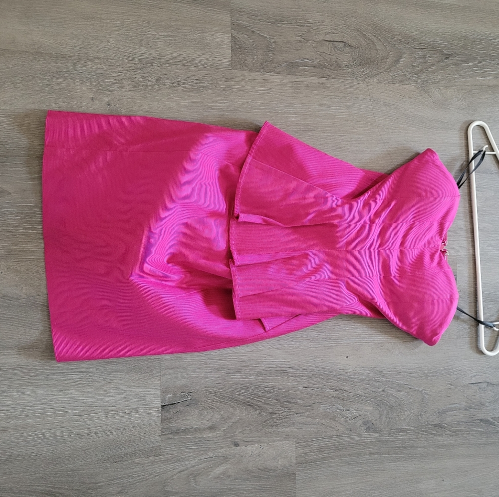 Hot pink peplum dress - Picture 4 of 4